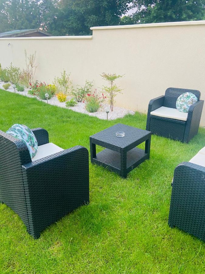 Grand T1 Moderne Jardin Pres De Cdg Διαμέρισμα Le Thillay Εξωτερικό φωτογραφία